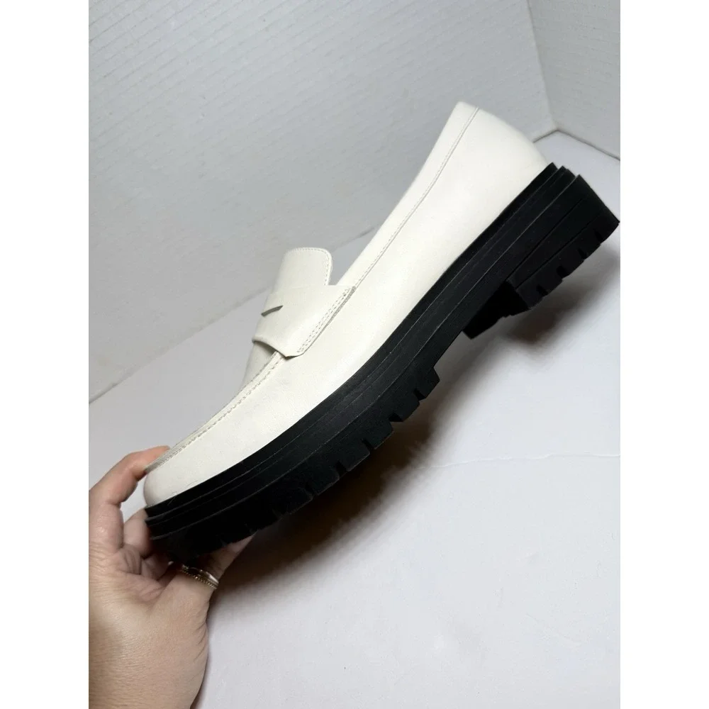 Quince Italian Leather Lug Sole Loafer In Bone Women's Sz 9